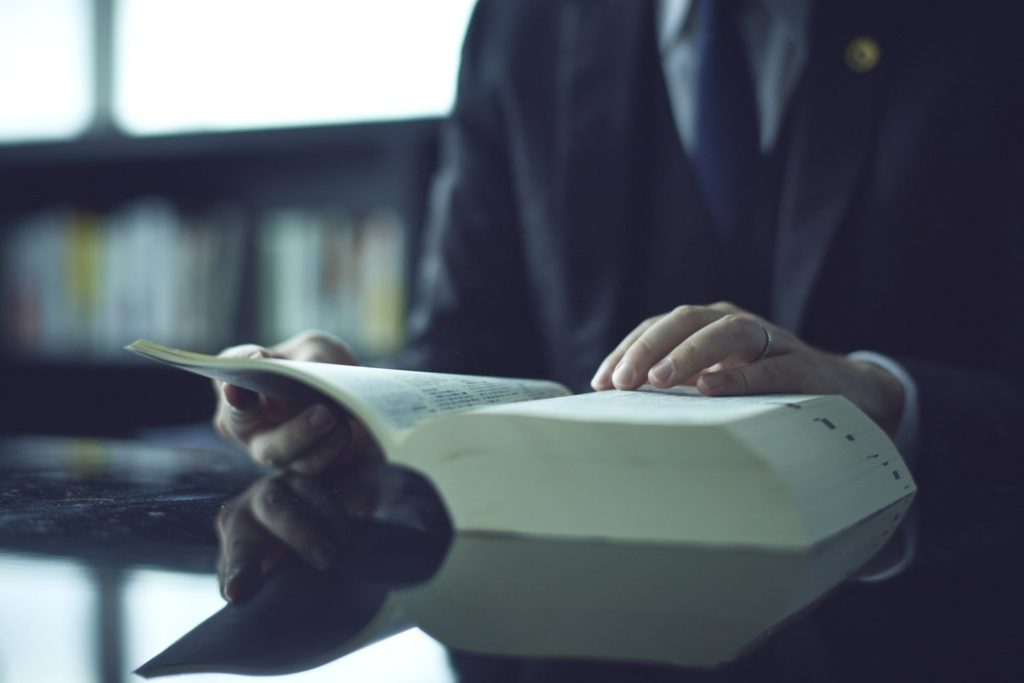 【通勤災害解決事例】弁護士の指摘により診断書を修正したり新たに作成するなどして障害等級併合10級を獲得した事例